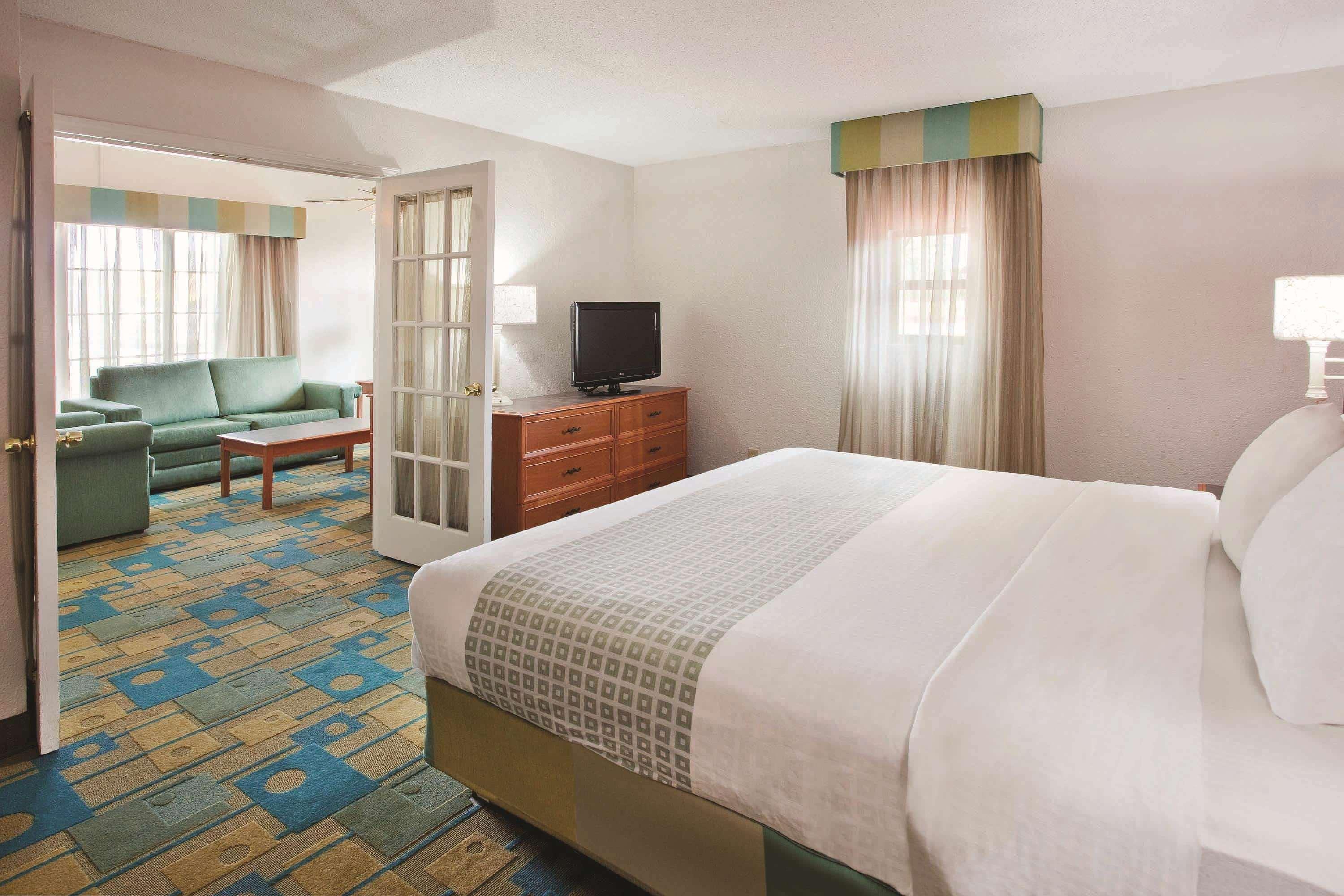 La Quinta Inn By Wyndham Savannah Midtown Exterior foto