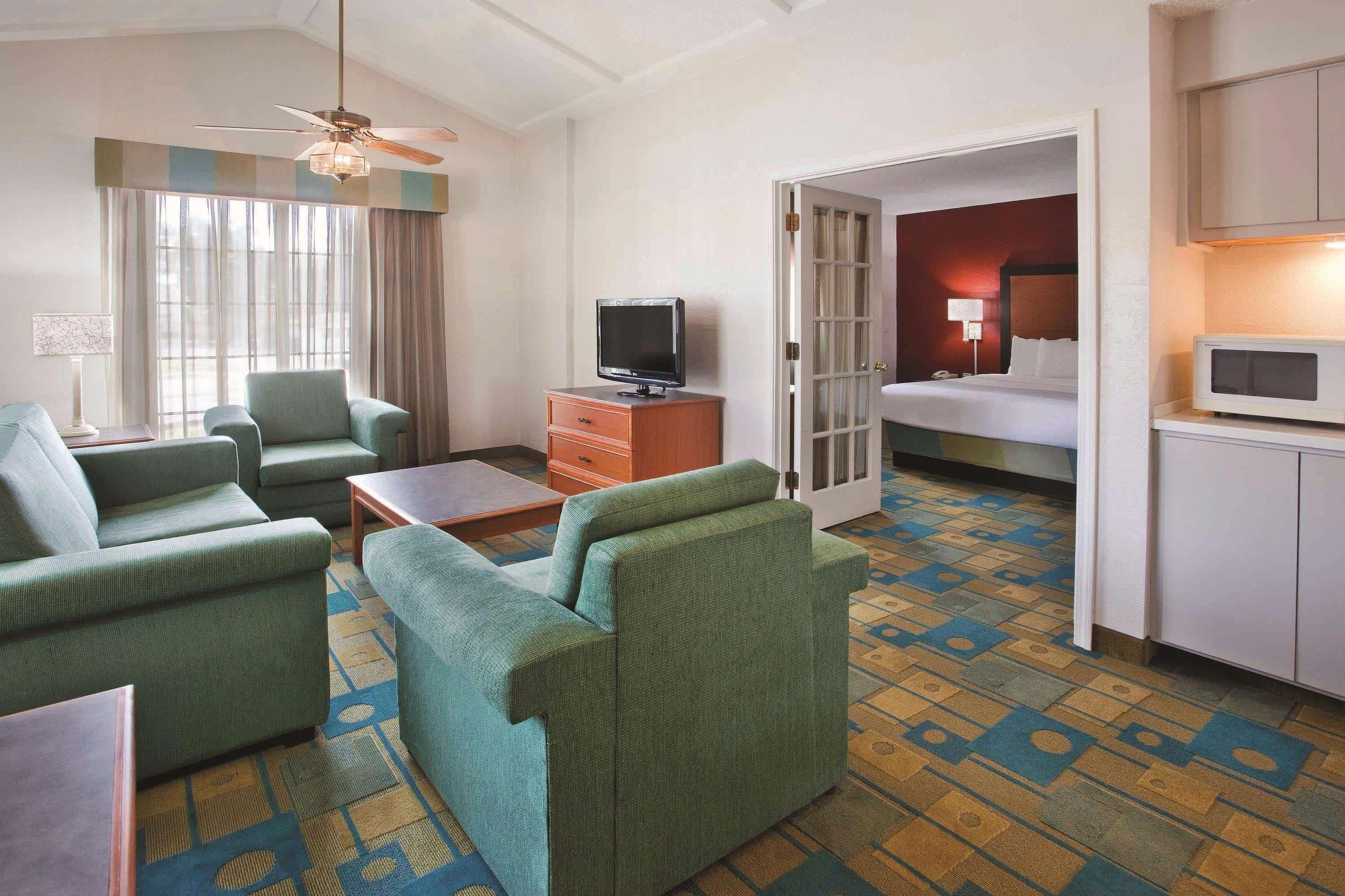 La Quinta Inn By Wyndham Savannah Midtown Exterior foto