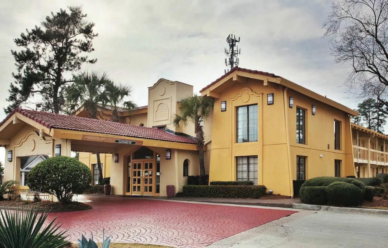 La Quinta Inn By Wyndham Savannah Midtown Exterior foto